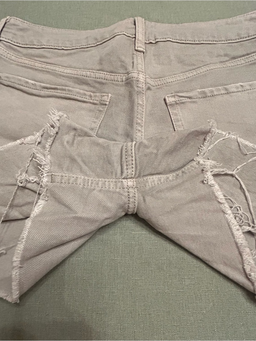Old Navy Straight High-Rise Shorts - Picture 7 of 10